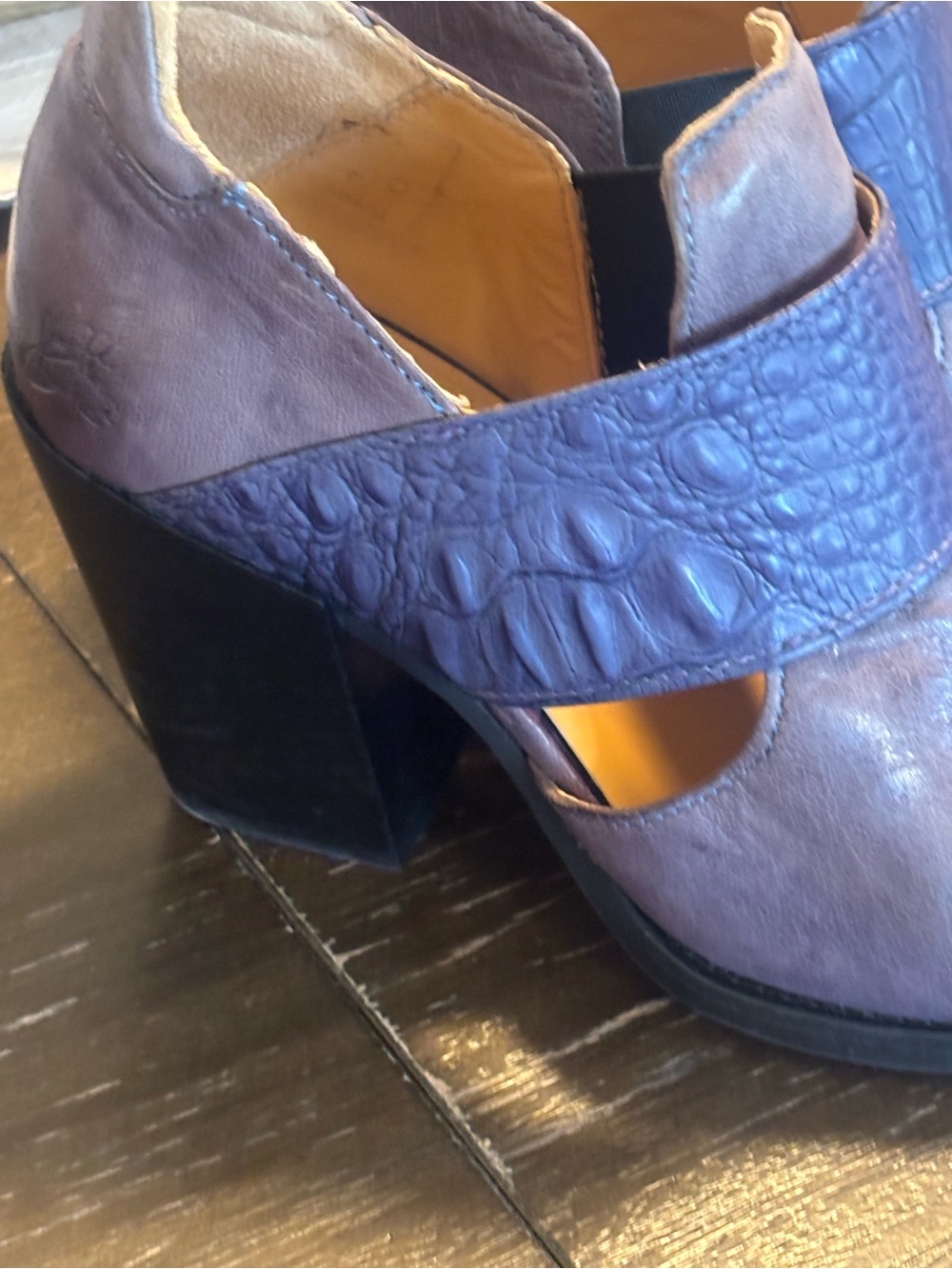 🔥 RARE John Fluevog Purple Colorway Leather Entrance Room 502’s - EUC - Picture 2 of 6